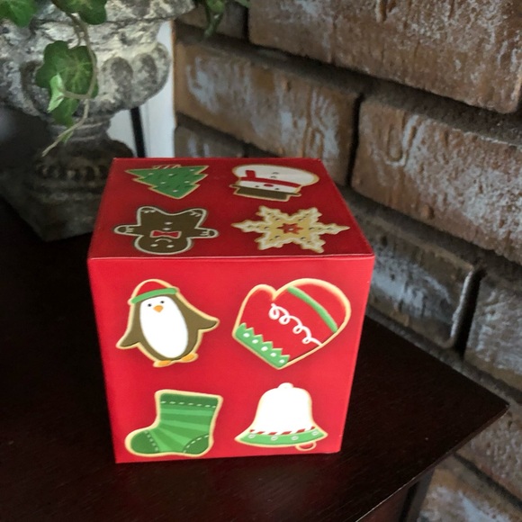 Hallmark Holiday Photo Cube - Picture 2 of 5
